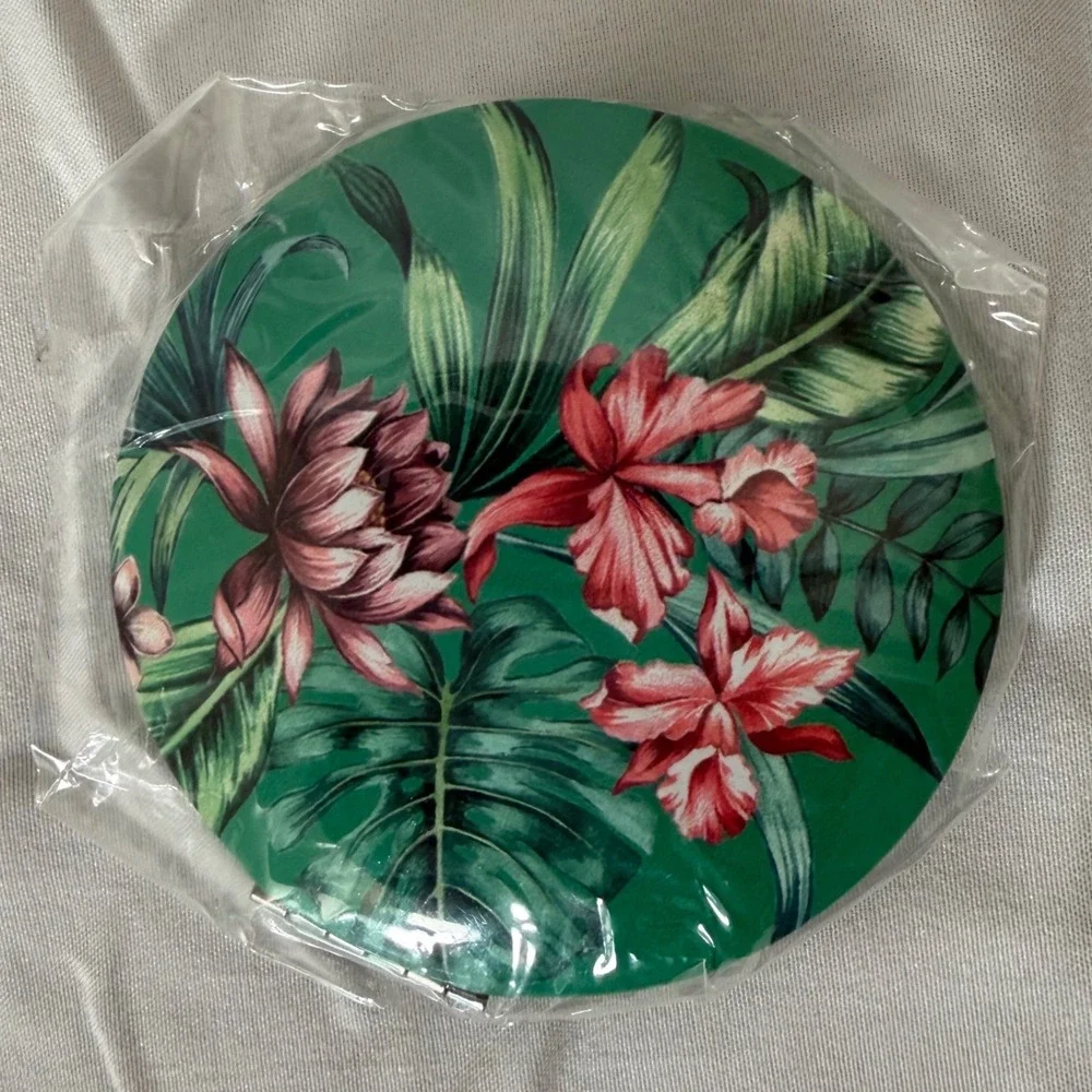 CEDON MuseumShops Tropical Floral Compact Pocket Mirror Green Pink NWT 115-51